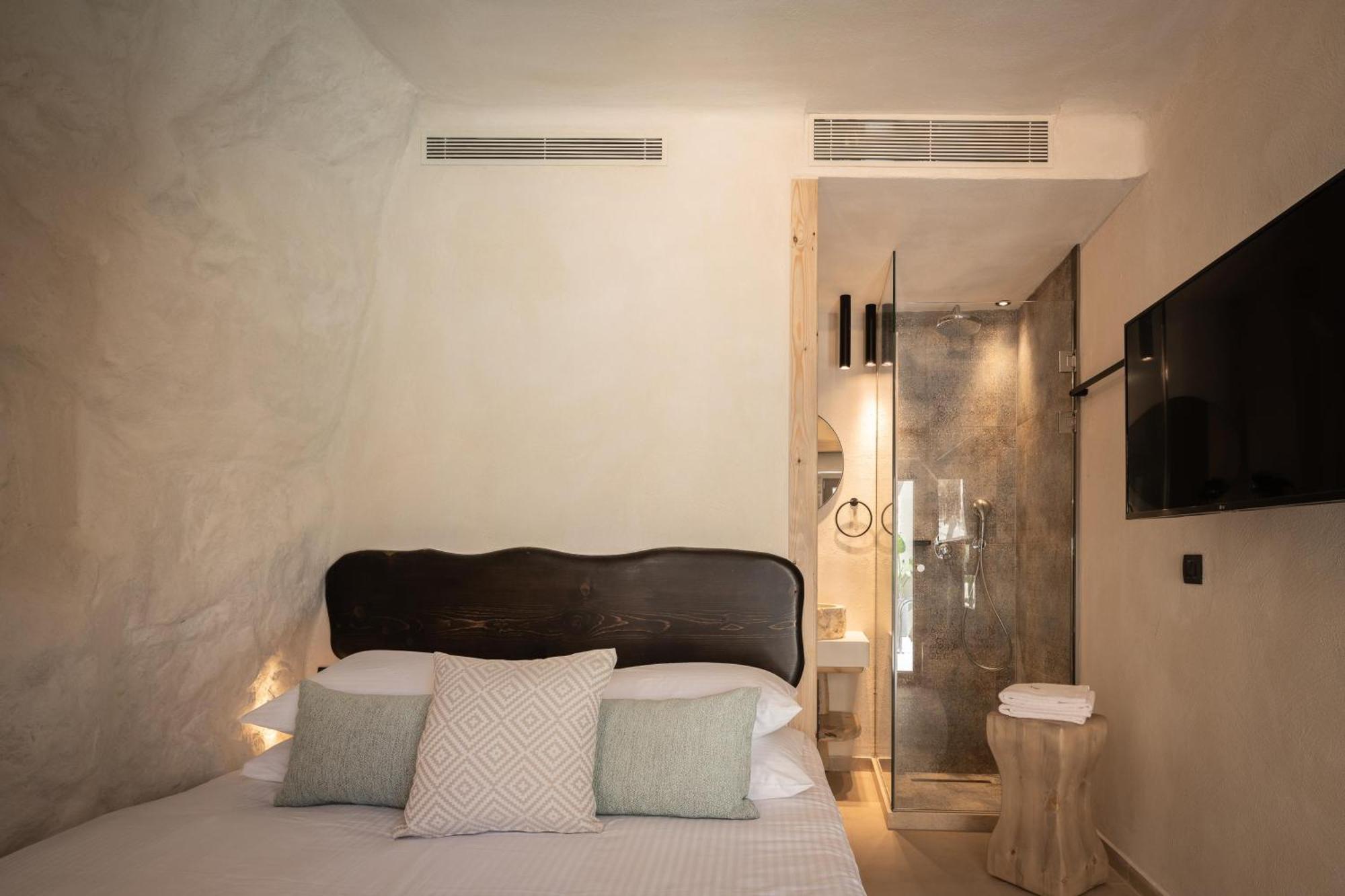 Manili Boutique & 5* ארכנס