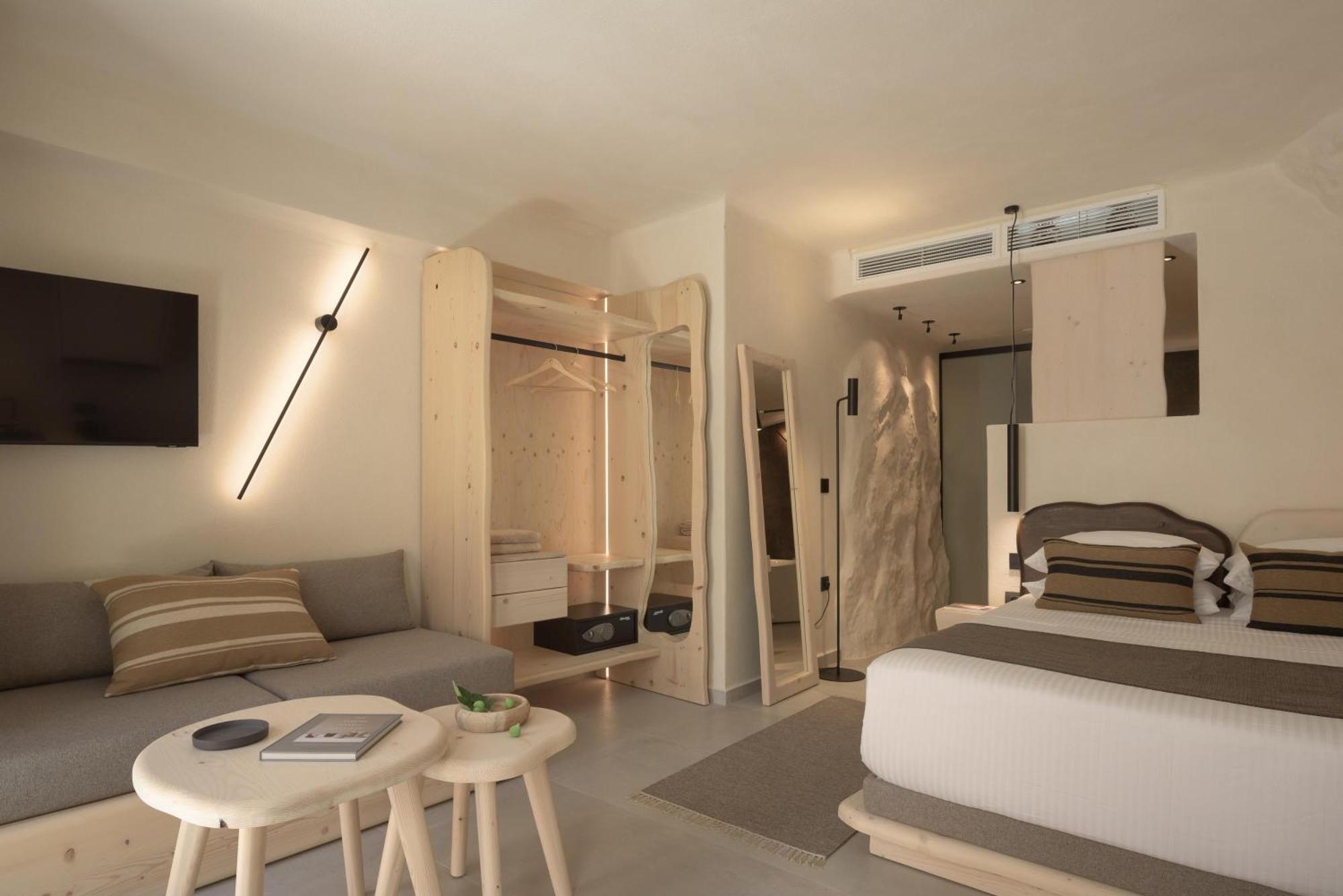 Manili Boutique & 5*