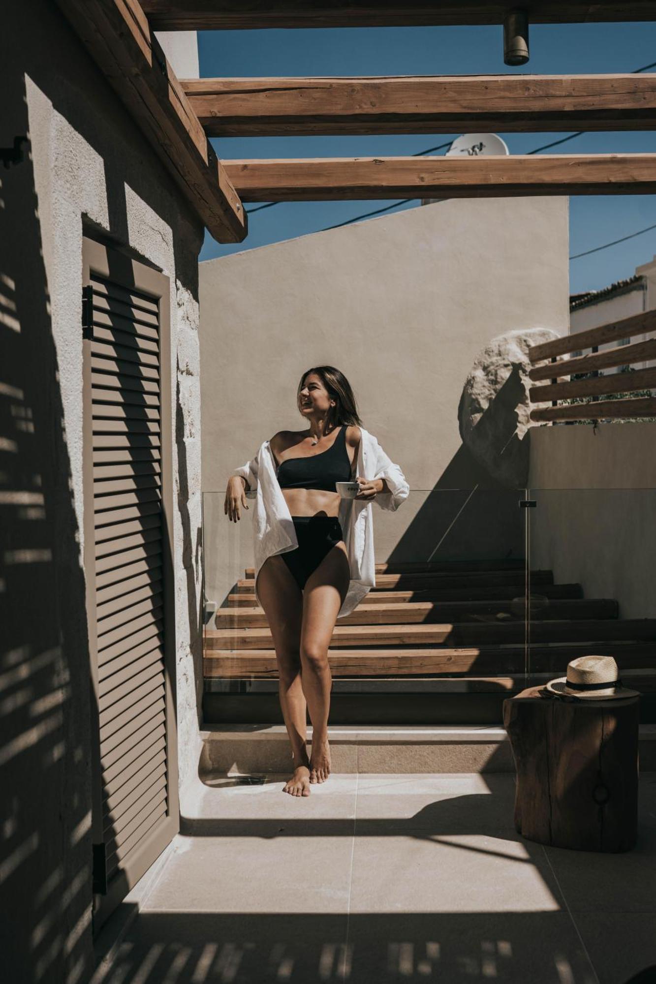 Manili Boutique & Archanes
