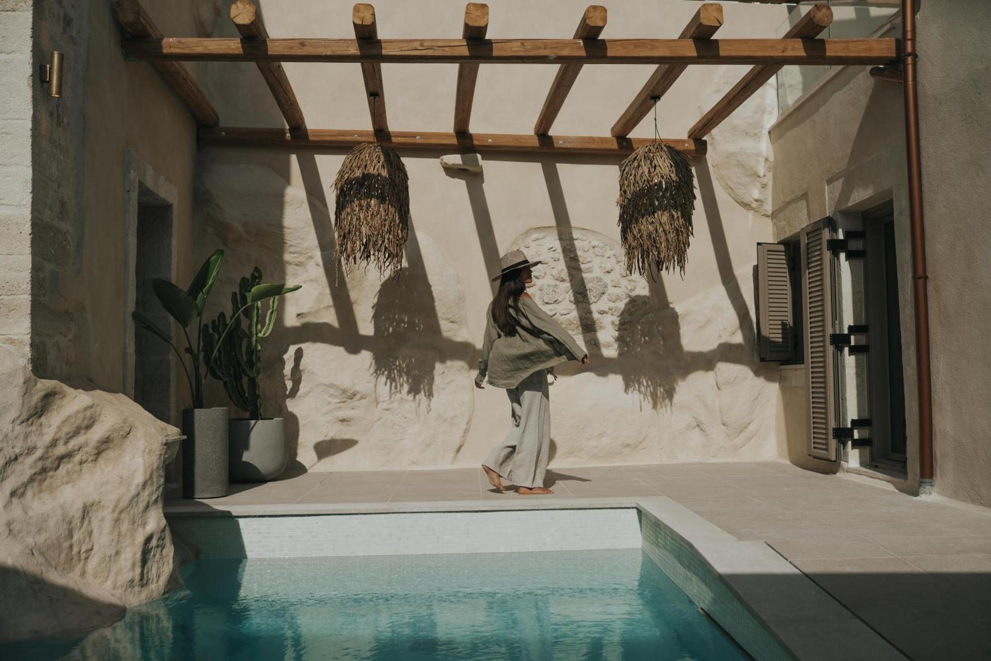 Manili Boutique & 5*
